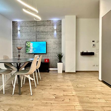 Apartamento Luxurysmart Misano Adriatico Exterior foto